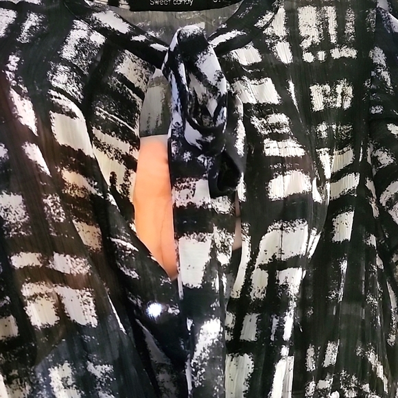 Fun Party Dress - Picture 4 of 5